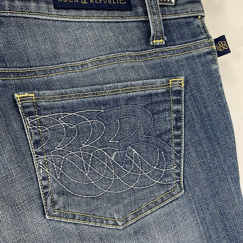 Rock & Republic Jean Shorts Womens Sz 6 Medium Wash Mid Rise Frayed Hem - Picture 10 of 10